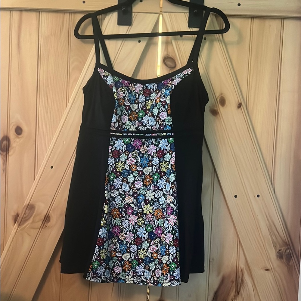 Floral Black Sleeveless swim
